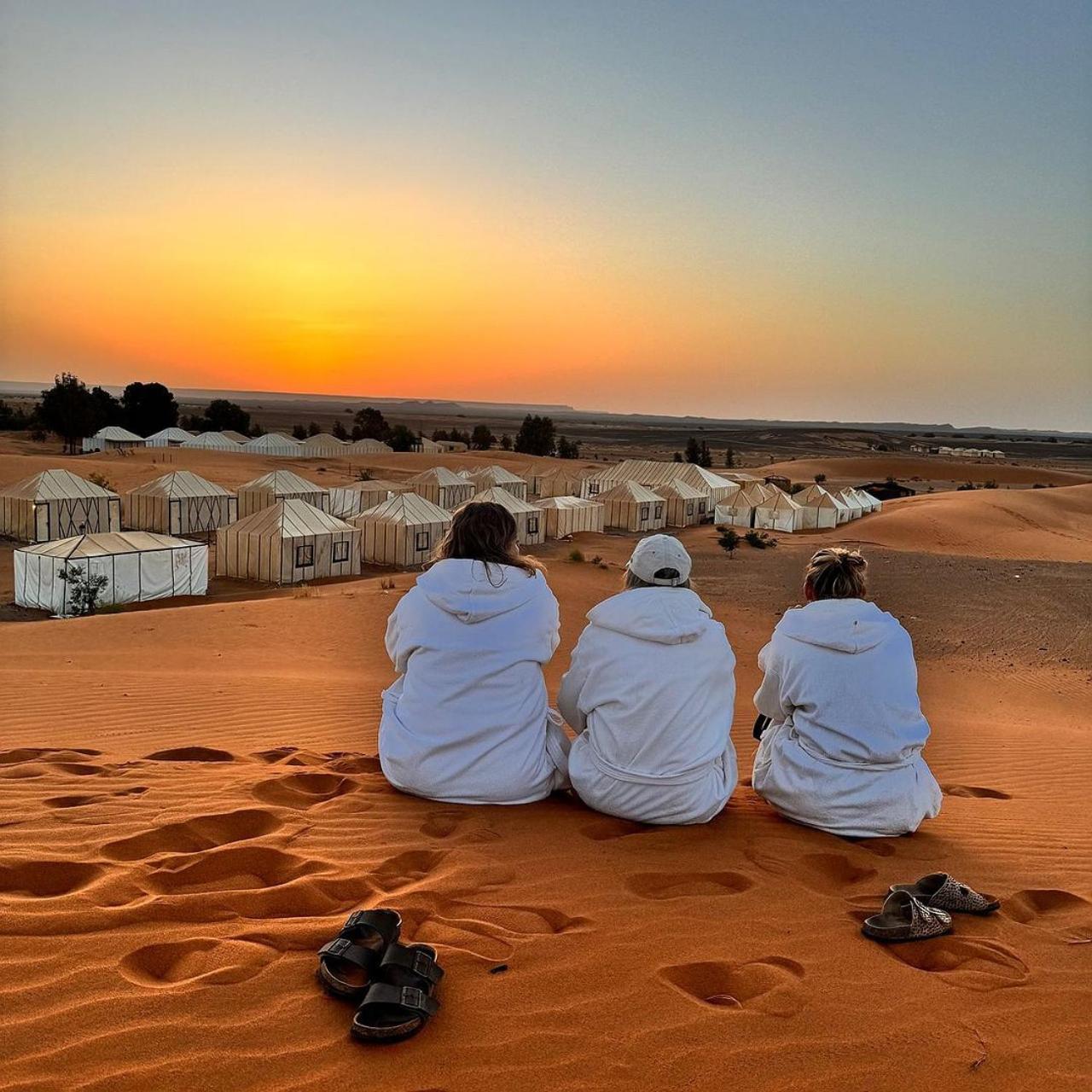 Merzouga Horizon Luxury Camp Exterior photo